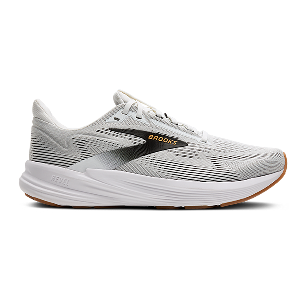 Brooks Revel 8