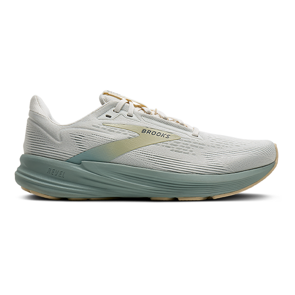 Brooks Revel 8