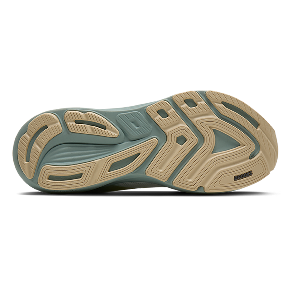 Brooks Revel 8